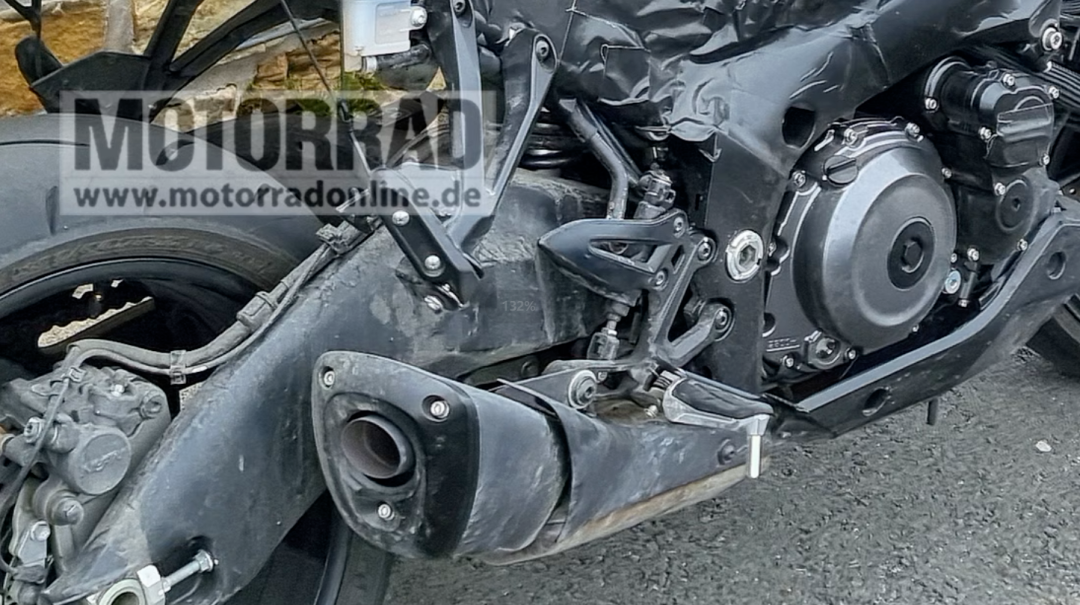 铃木 GSX-S1000 T 公升级四缸休旅曝光，最大马力152匹！2439|小老婆汽機車資訊網