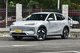 千万别选低配！吉利银河E5选购指南图片