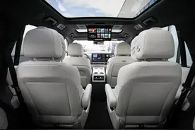 当汽车三大件变成彩电、冰箱、大沙发，我们该高兴还是悲哀？图片