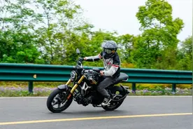 复古又运动还有点暴躁—无极350AC摩智测评图片