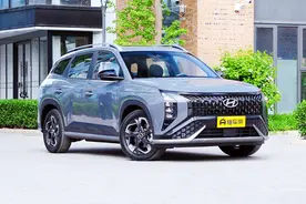 工薪族买车，为了家！这款车售15.98万，和哈弗H6同级，油耗经济图片