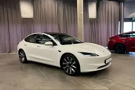 新款特斯拉Model 3曝光，不是“毛坯房”了，但价格也涨了！图片
