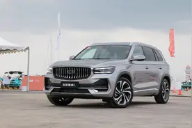 【有车问答】吉利星越L：补上8AT两驱版+黑白内饰，真的香！图片