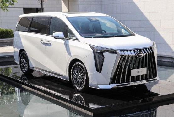 丰田保姆车有哪几款(丰田保姆车埃尔法报价)