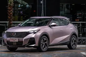 不到10万买燃油SUV，谁更适合？图片