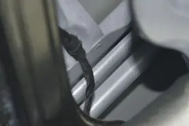 领克08拆车：全套欧系设计，不愧是沃尔沃的老底子！图片