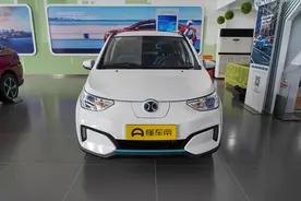 外观呆萌，驾驶轻松，纯电续航301km，带你了解北汽新能源EC图片