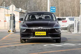 名图 纯电动 ，纯电续航520km，售价20.38万图片