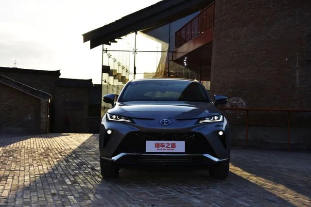 试驾：广汽丰田威飒，驾驶性更高级！