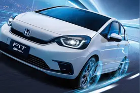 混动飞度来也！油耗惊人、动力喜人但价格感人！现款车主：很诱人图片