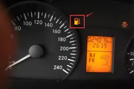 别被车辆快乐表骗了，油耗在这个区间就省油，学会了自己就能算图片