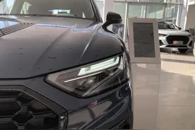 到店实拍奥迪Q5L，优惠13万，标配2.0T+四驱，到底值不值得入手？图片