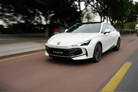 “最美轿跑”来袭！起步不到12万，它能成为A7平替吗？图片