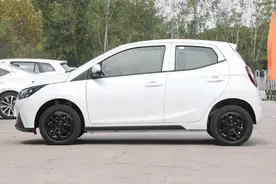 江铃将推全新纯电小车，5门4座，造型可爱，适合买菜代步图片