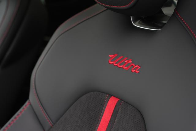 独立试驾小米SU7 Ultra：你能买到的“最快车”