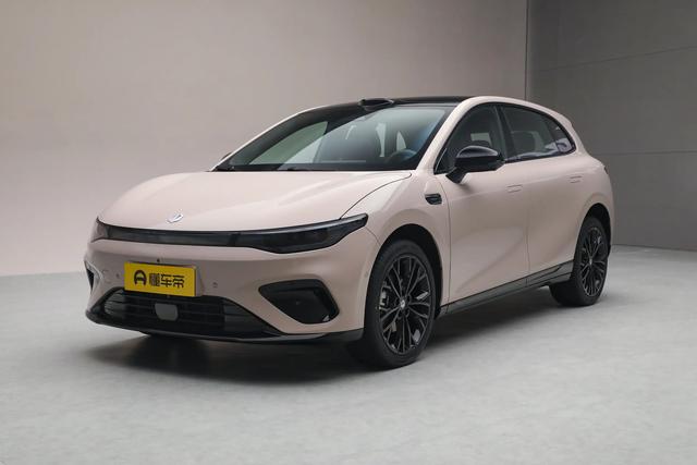 零跑Lafa5上市售9.78万元起