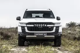 约合人民币57万元起，2023款兰德酷路泽GR-S发布，搭载3.3T柴油图片