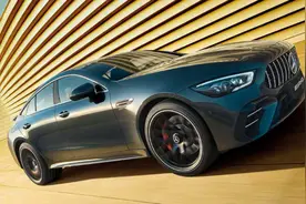 99.28万元起 新款AMG GT四门跑车上市 换装电子怀挡图片
