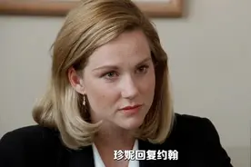 诺顿的眼神真是天使与恶魔之间的不断切换，最喜欢的演员之一