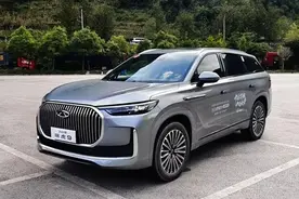 售价15.29万起，外观及配置调整，2025款奇瑞瑞虎9正式上市图片