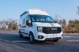 22.68万亲民价格 江铃福顺底盘 2024款趣蜂B710房车图片