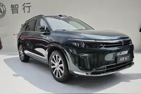 新车 | 售24.98万元起，问界M7新增牧野青外观/松露棕内饰配色等图片