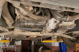 国产车机械素质不行？奔驰宝马车主换问界M9，底盘说明了问题图片