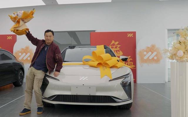 开了20年油车的我，入手三台纯电车！选购差距在哪给你聊清楚