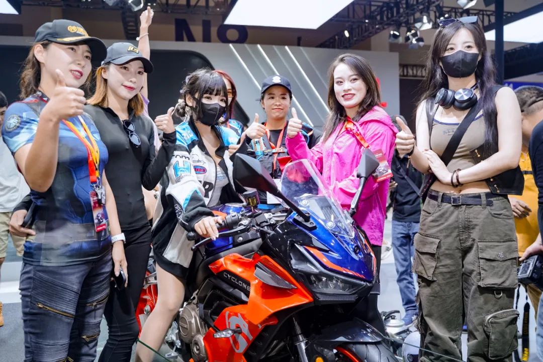 宗申这阵容太过庞大，四缸仿赛 RC680R 正式亮相！7145|小老婆汽機車資訊網