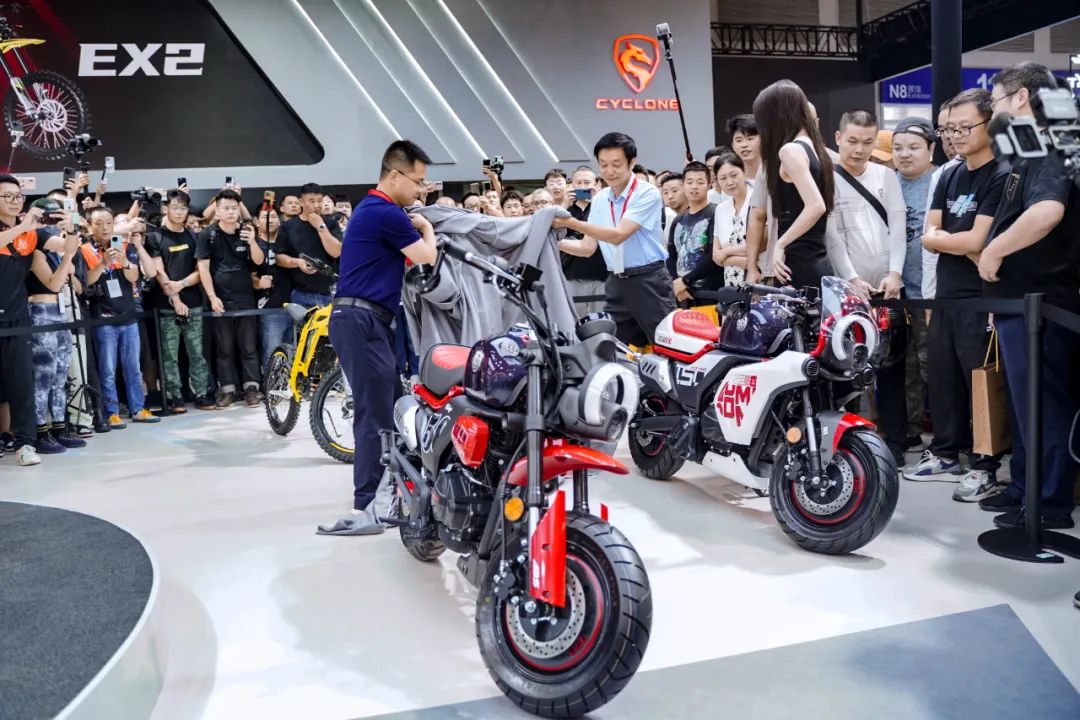 宗申这阵容太过庞大，四缸仿赛 RC680R 正式亮相！5141|小老婆汽機車資訊網