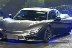 三年折价40万，如今30万能圆梦超跑，二手前途K50值不值？图片