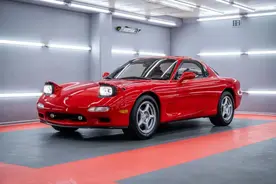 马自达RX-7新车出售，要价110万值吗？图片
