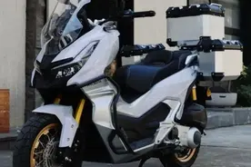 MVCAGIVA ADV250摩旅版 来袭，颜值不错标配铝合金三箱图片