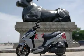 【地表最强150踏板】除了三阳DRG，在座的都是弟弟！图片