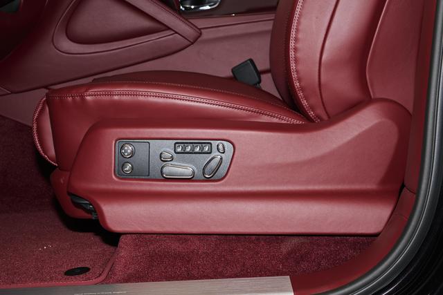 宾利飞驰 解析：顶级豪华商务轿车养车指南，尊享体验下的成本可控