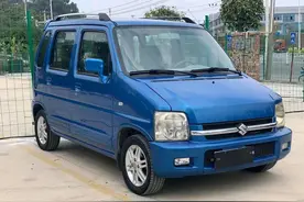 K14B发动机+5MT，北斗星“终于复产”，国六引擎，风格保持不变图片