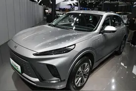 别克纯电动SUV也打价格战，17万不到的E5，续航还不错图片