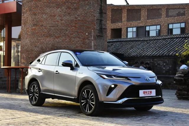 试驾：广汽丰田威飒，驾驶性更高级！