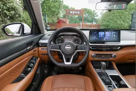 试驾东风日产天籁，优缺点一次性告诉你，看看值得入手吗？图片