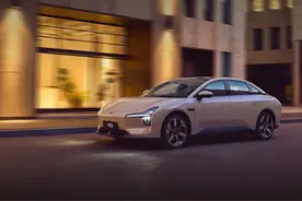 小鹏 MONA M03 购车手册：预订权益可叠加，推荐12.98万的超长续航版图片