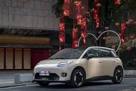 盘点2025年值得入手的精品小车，趣玩属性直接拉满！图片