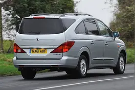 英媒评车圈最奇葩车型：阿斯顿·马丁领衔，奥迪、宾利无一幸免！图片