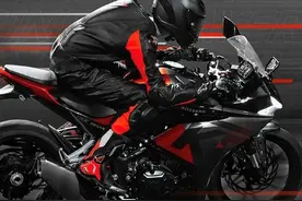 新车｜22980元朋友价：双缸仿赛凯越321新玩家版，拿捏你的腰包图片