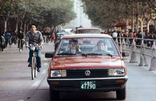 90年代风靡一时的汽车，有的虽已停产，但依旧经典