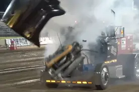 发动机高温了，如何操作，才能保护发动机不受损？图片