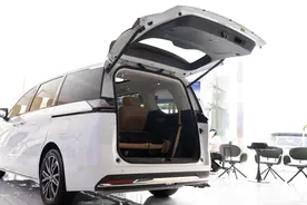 座椅2+2+3布局，续航1200km，20.98万元起，家用可以看这款MPV图片