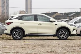 比亚迪元PLUS深度评测：10万级家用SUV的终极答案图片