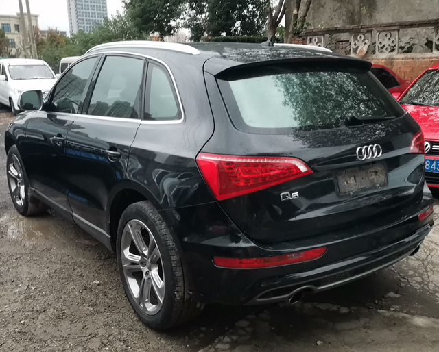 2013款奥迪Q5卖9万，该不会是辆事故车？看到实车秒懂