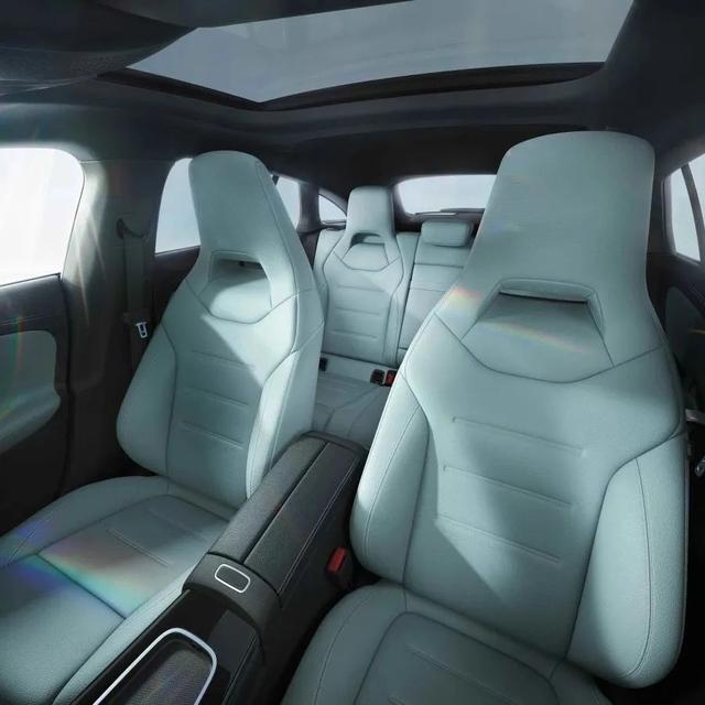 潮流新作，全新一代奔驰CLA及AMG CLA