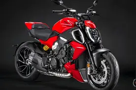 新车｜全新轻量化设计卓越性能：杜卡迪Diavel大魔鬼V4惊艳亮相图片